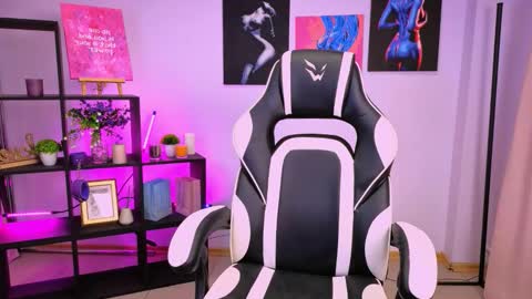 Snapshot of cindylovesmith chatting on December 2, 1:33 am cindylovesmith online show from December 2, 1:33 am