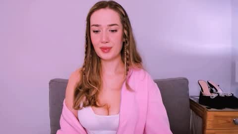 Snapshot of cindyprettywomen chatting on May 11, 4:37 pm cindyprettywomen online show from May 11, 4:37 pm