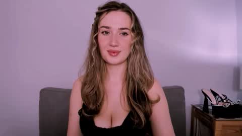 Snapshot of cindyprettywomen chatting on May 28, 6:49 pm cindyprettywomen online show from May 28, 6:49 pm