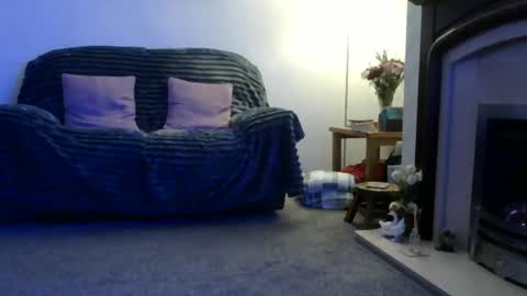 Snapshot of cineman22 chatting on December 1, 8:19 am Cineman22 online show from December 1, 8:19 am