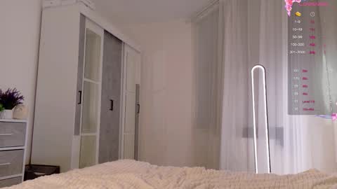 Maddy online show from September 26, 5:44 am