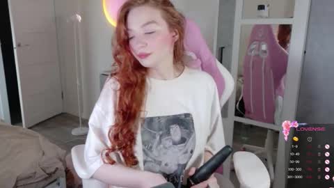 Maddy online show from November 15, 6:26 pm