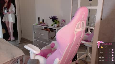 Maddy online show from December 23, 3:26 am