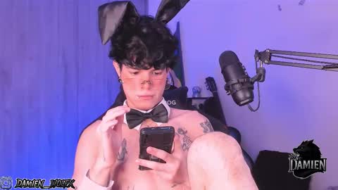 Snapshot of cinnamon_boyxxx chatting on September 24, 1:20 am David     Independent Model online show from September 24, 1:20 am