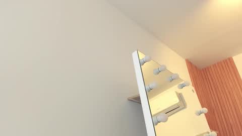 Snapshot of cinnia_ chatting on November 6, 12:17 pm Cintia online show from November 6, 12:17 pm