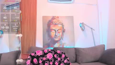 Snapshot of cinnia_ chatting on November 10, 12:48 pm Cintia online show from November 10, 12:48 pm