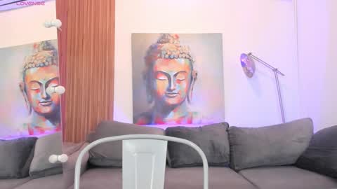 Snapshot of cinnia_ chatting on November 11, 12:16 pm Cintia online show from November 11, 12:16 pm