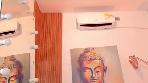 Snapshot of cinnia_ chatting on November 17, 12:11 pm Cintia online show from November 17, 12:11 pm