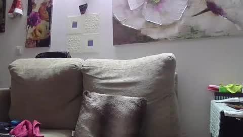 cinthia2525 online show from December 9, 7:39 pm