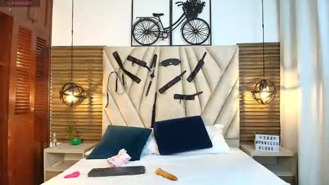 cinthiabaker online show from November 8, 11:32 am