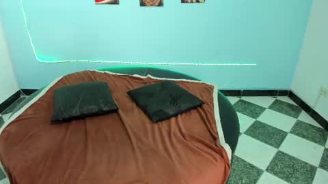 Snapshot of cinthya_dan chatting on June 20, 6:00 pm Cinthya online show from June 20, 6:00 pm