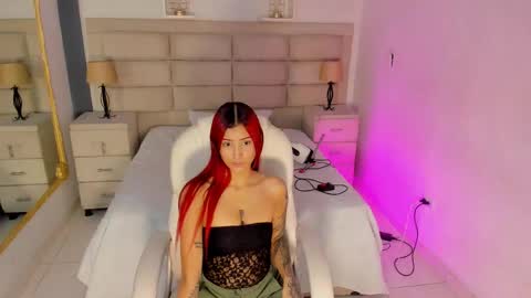 Snapshot of cintiacolins chatting on November 20, 8:19 pm CintiaCollins online show from November 20, 8:19 pm