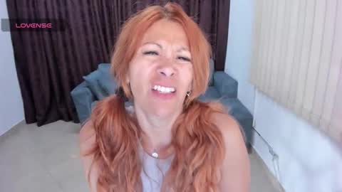 Snapshot of cintiagreyx chatting on October 26, 12:44 pm CINTIA online show from October 26, 12:44 pm