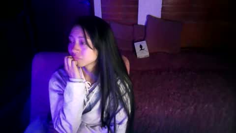 Snapshot of cintya_torres_1 chatting on May 9, 3:01 am cintya torres online show from May 9, 3:01 am