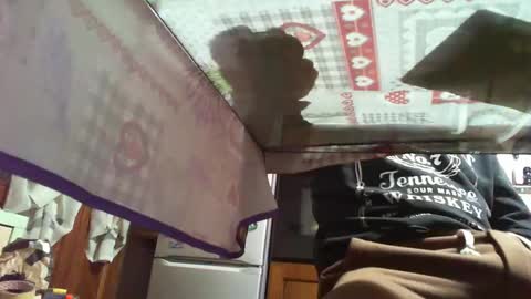 Snapshot of ciop1962 chatting on December 6, 6:50 pm ciop1962 online show from December 6, 6:50 pm