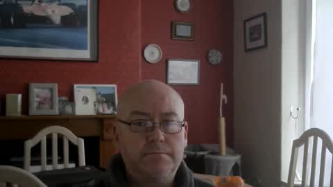 Snapshot of cip1975 chatting on May 14, 10:11 am cip1975 online show from May 14, 10:11 am