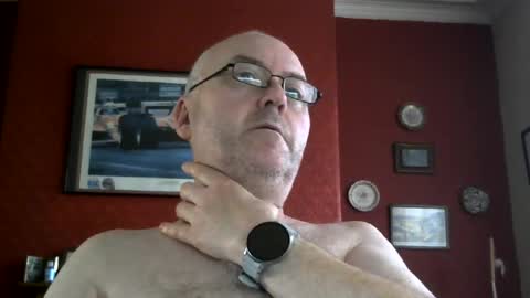 Snapshot of cip1975 chatting on June 19, 12:42 pm cip1975 online show from June 19, 12:42 pm