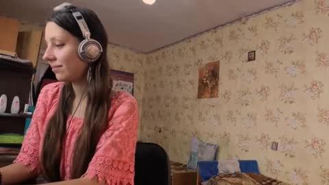 Lisa Salivan online show from November 1, 6:15 am