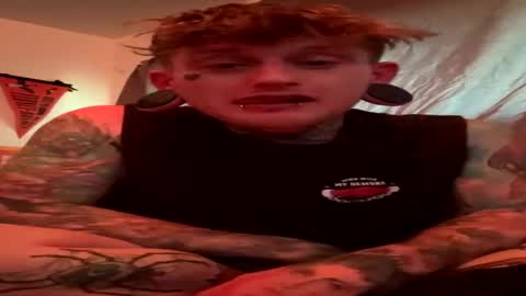 circa2445 online show from May 11, 1:39 pm
