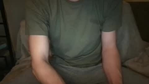 Snapshot of circumsizedbandit chatting on October 12, 1:32 pm circumsizedbandit online show from October 12, 1:32 pm