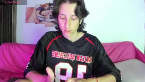 cirosky_elchicopolla online show from April 24, 4:15 am