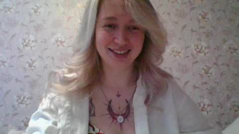 citrusblissss online show from March 9, 11:36 am