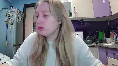 citrusblissss online show from September 9, 1:54 pm