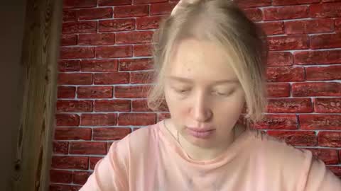 citrusblissss online show from October 6, 1:58 am