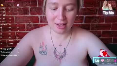 citrusblissss online show from June 13, 2:04 pm