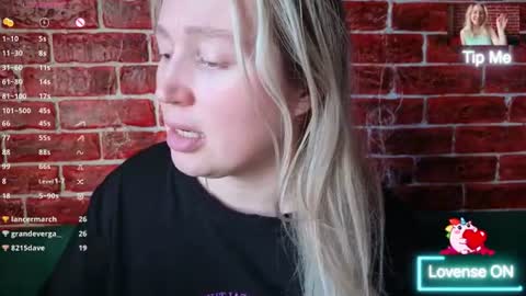 citrusblissss online show from June 18, 12:42 pm