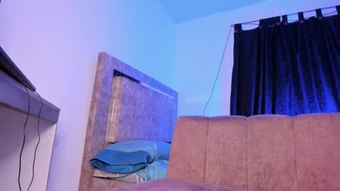 cj_davis1 online show from February 15, 2:52 am