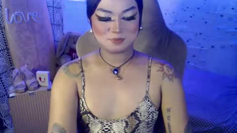Snapshot of cj_parker69 chatting on April 17, 9:34 am QUEEN CESS online show from April 17, 9:34 am