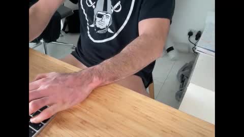 Snapshot of cjamie chatting on February 4, 10:21 am cjamie online show from February 4, 10:21 am