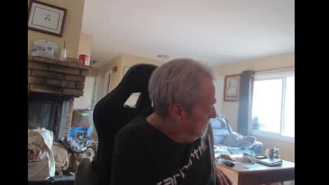 Snapshot of cjscout chatting on October 9, 9:46 pm cjscout online show from October 9, 9:46 pm