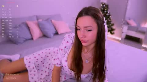 Claire online show from December 19, 5:36 am