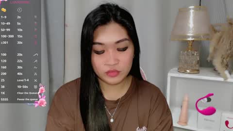 Snapshot of claire_wntr chatting on June 24, 4:00 am CLAIRE online show from June 24, 4:00 am