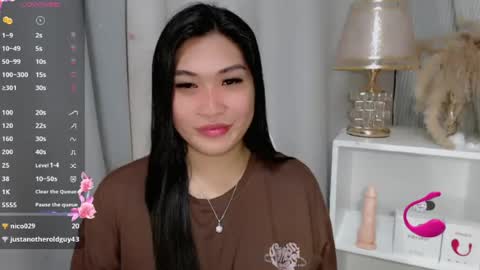 Snapshot of claire_wntr chatting on July 10, 5:59 pm CLAIRE online show from July 10, 5:59 pm