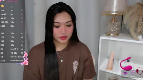 Snapshot of claire_wntr chatting on July 21, 6:21 pm CLAIRE online show from July 21, 6:21 pm