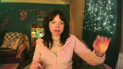 Snapshot of clancyosbourne chatting on March 12, 8:37 pm Clancy online show from March 12, 8:37 pm