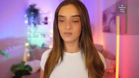 Clara smile online show from March 18, 7:39 pm