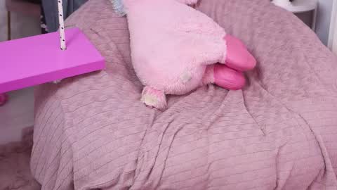 ClaraHazel online show from November 9, 4:00 am