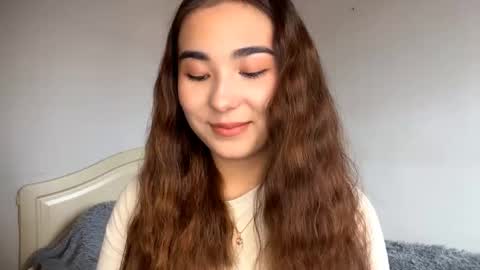 Snapshot of claribelatienza chatting on September 21, 7:10 am Yuna online show from September 21, 7:10 am