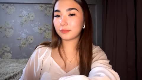 Snapshot of claribelatienza chatting on September 30, 10:53 am Yuna online show from September 30, 10:53 am
