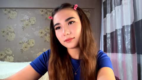 Snapshot of claribelatienza chatting on October 18, 8:04 am Yuna online show from October 18, 8:04 am