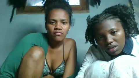 Snapshot of clarisse98 chatting on October 27, 2:15 am clarisse98 online show from October 27, 2:15 am