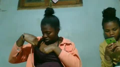 Snapshot of clarisse98 chatting on November 15, 7:21 pm clarisse98 online show from November 15, 7:21 pm