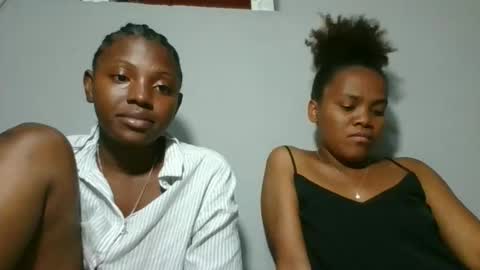 Snapshot of clarisse98 chatting on November 16, 5:40 pm clarisse98 online show from November 16, 5:40 pm