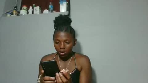 Snapshot of clarisse98 chatting on November 18, 6:45 pm clarisse98 online show from November 18, 6:45 pm