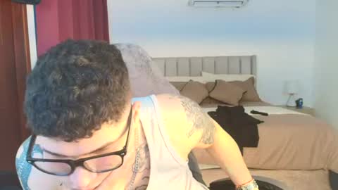 Snapshot of clark_kent28 chatting on July 16, 11:44 pm CLARK online show from July 16, 11:44 pm