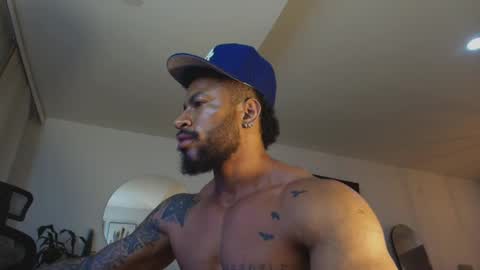 clark_strong online show from May 15, 11:34 pm
